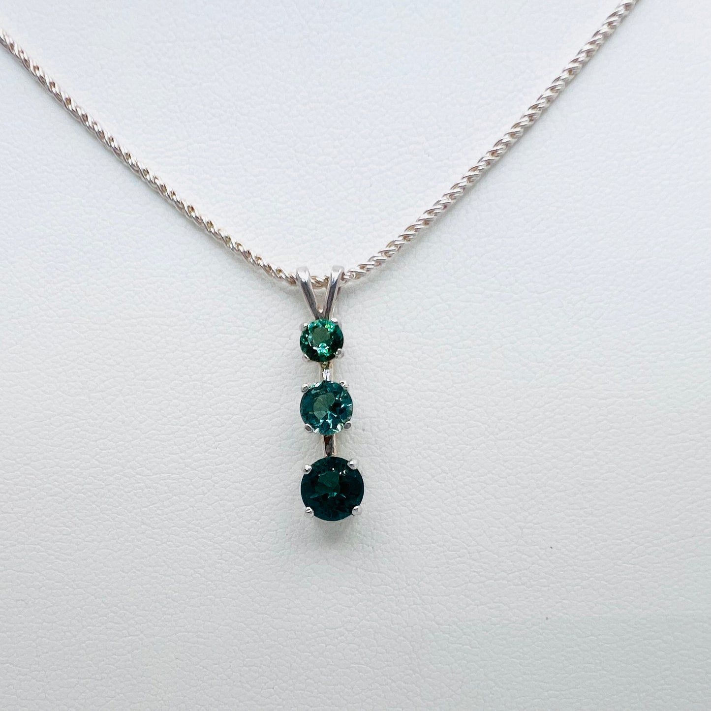 3 Stone Lab Green Quartz Pendant .925 Silver Reverse Double Rope Chain Necklace
