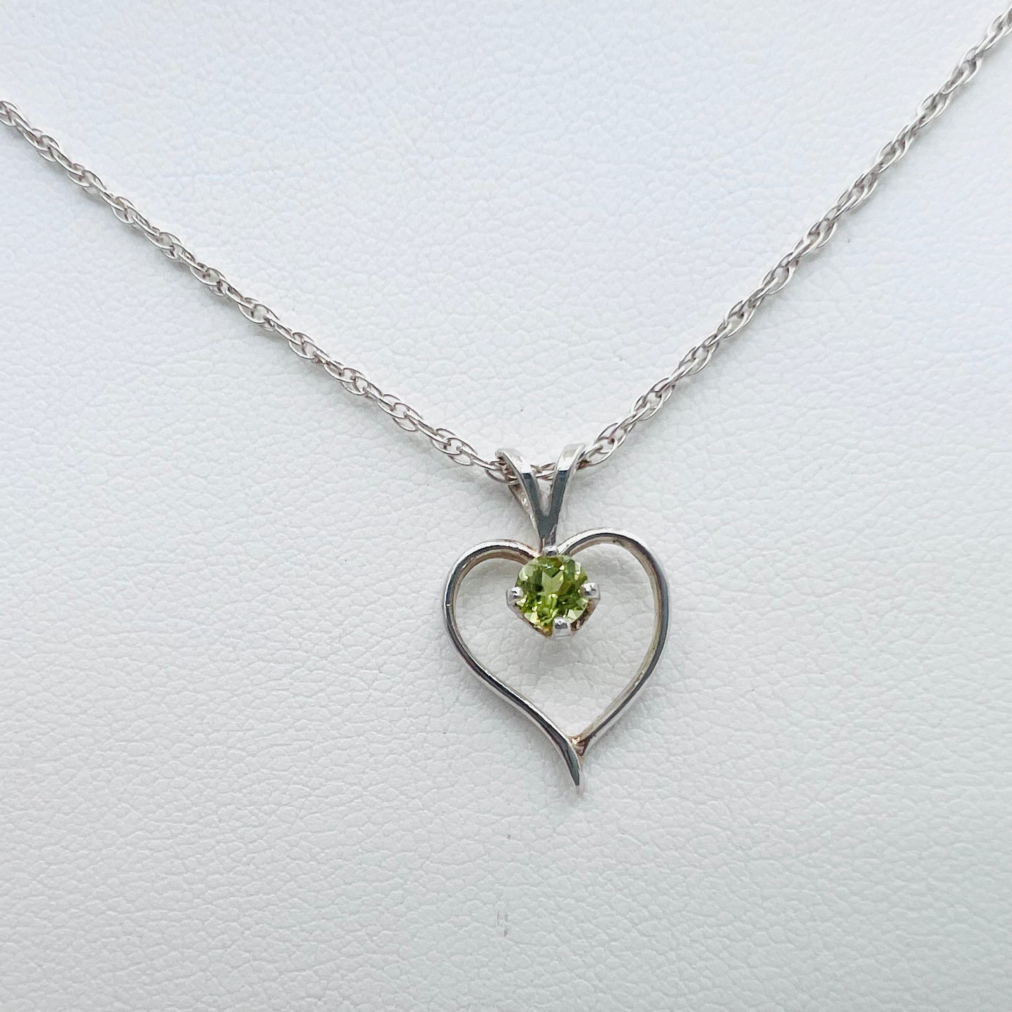 4mm Round Natural Peridot Sterling Silver Heart Shaped Pendant on 1.3mm 20" Double Rope Chain