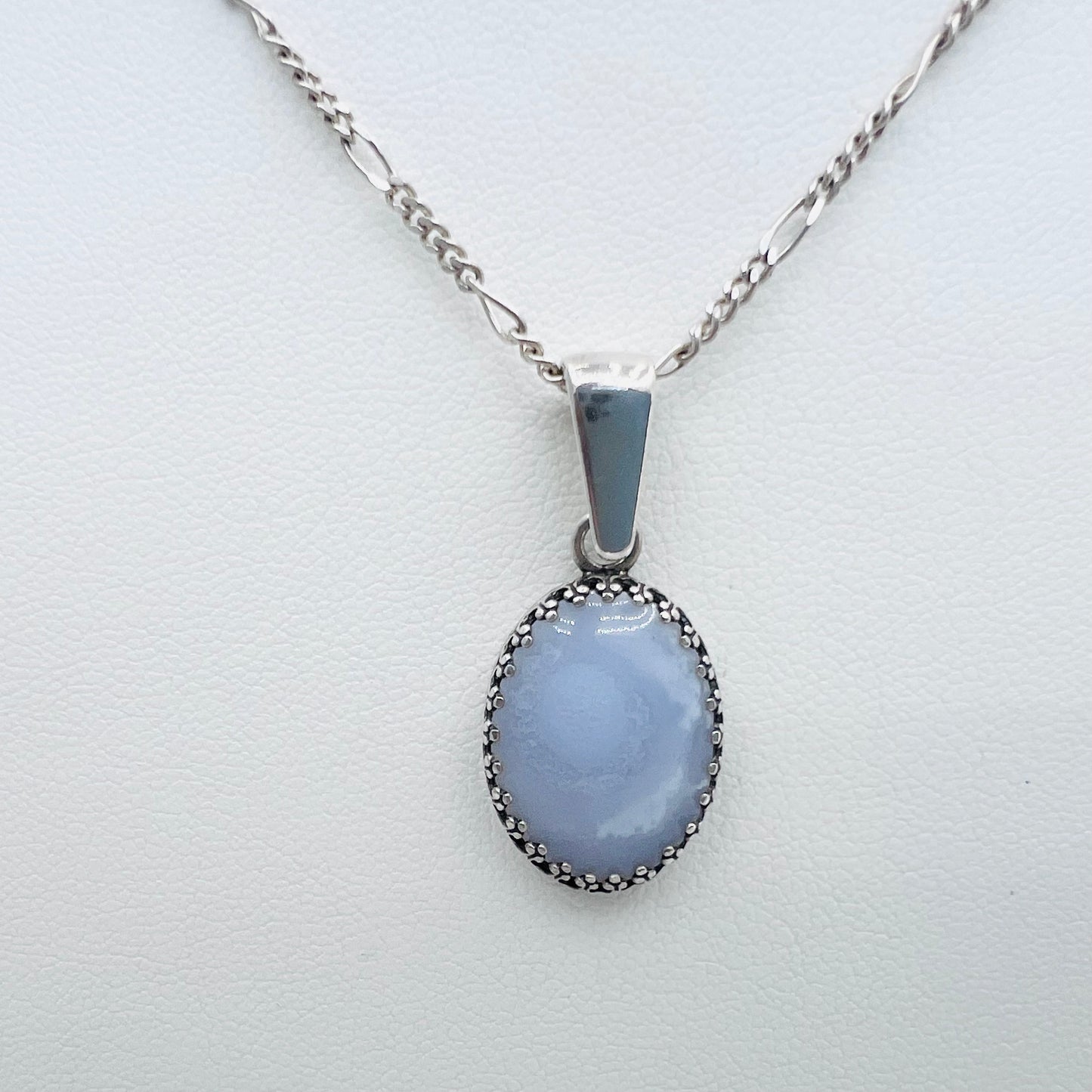 Oval Blue Lace Agate .925 Silver Figaro Chain Necklace