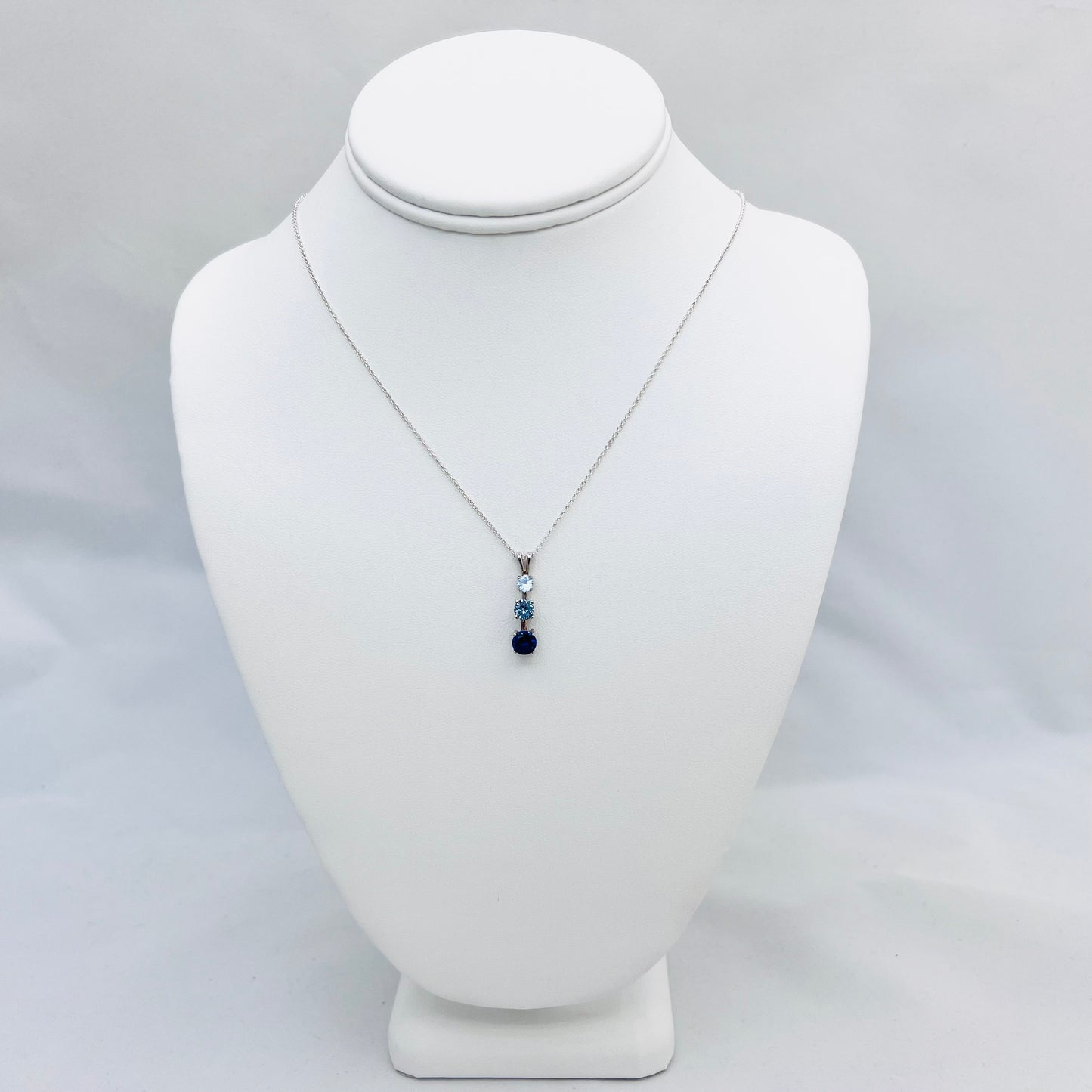 3 Stone Pendant .925 Silver Rolo Chain Necklace