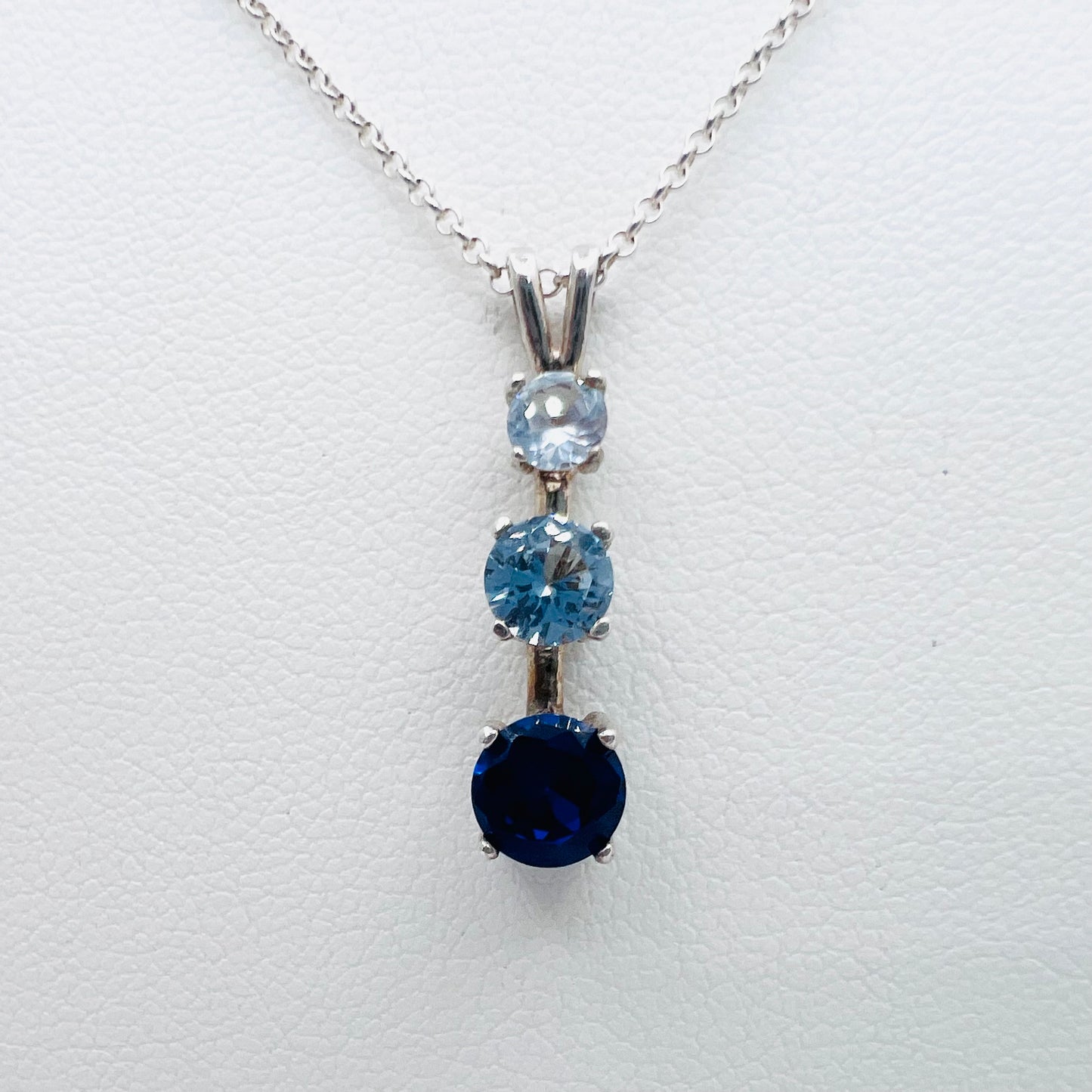 3 Stone Pendant .925 Silver Rolo Chain Necklace